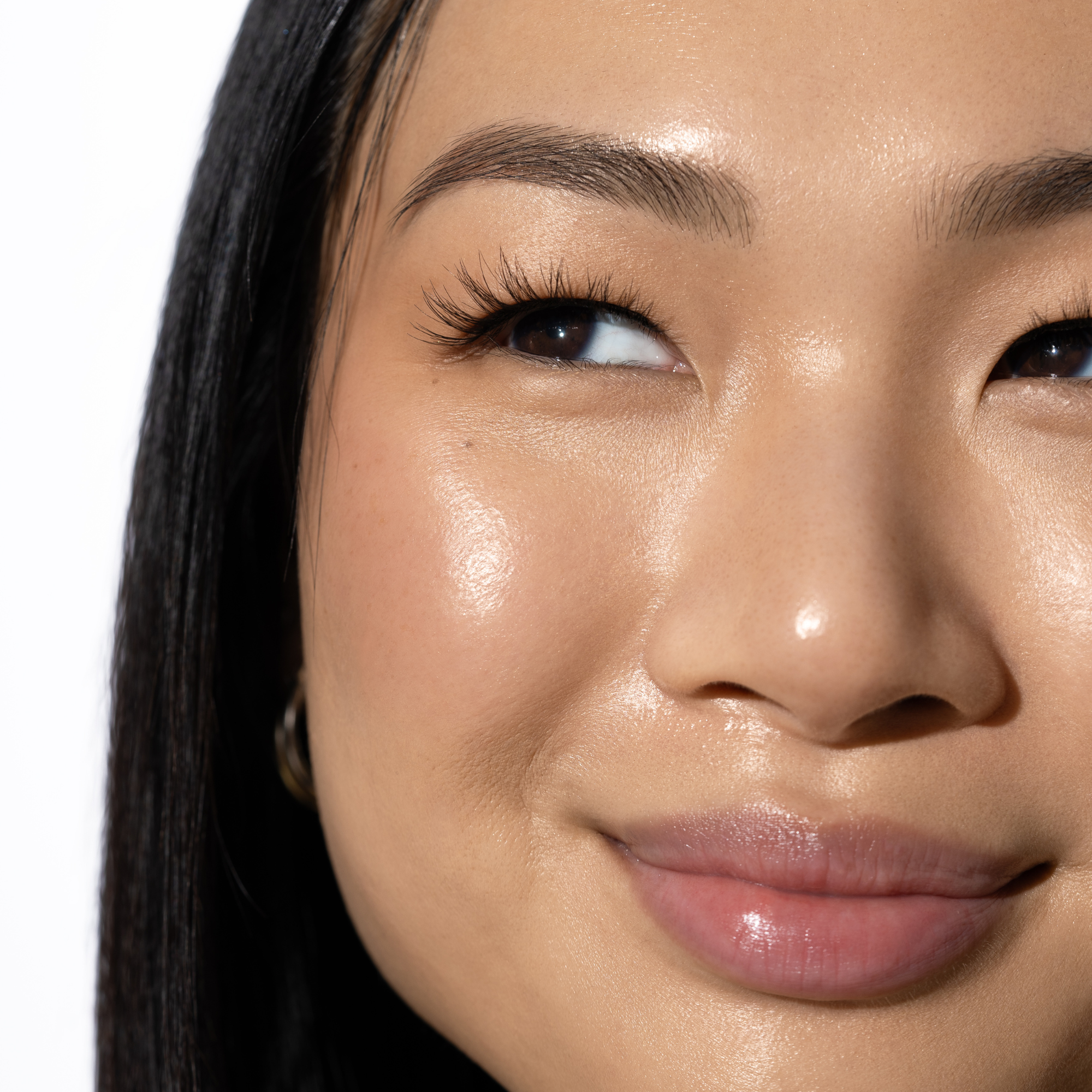 Middle Lashes MEDIUM HYBRID LASHES – hannahchobeauty